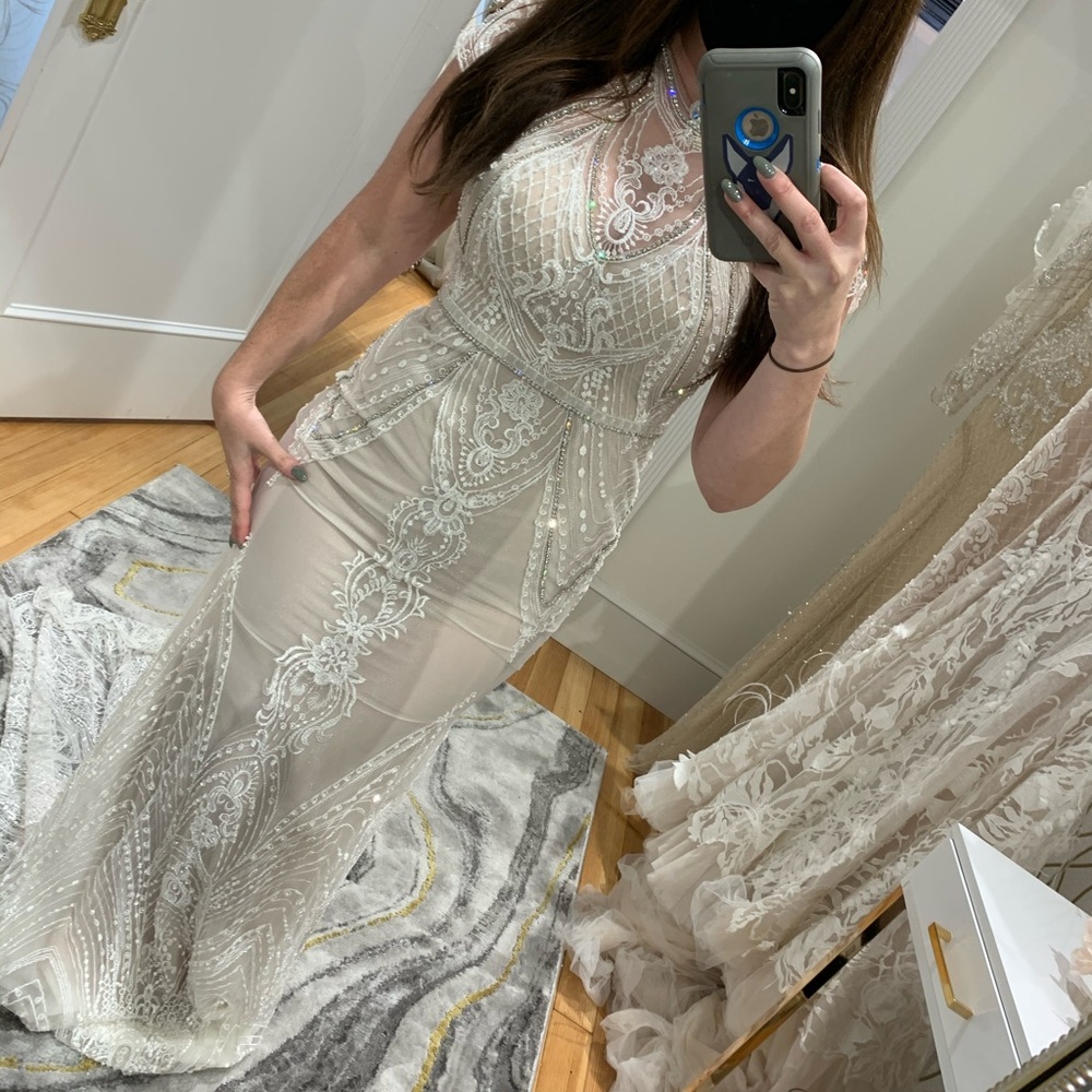 Berta Wedding Dress 16-04 Size 40 - Picture 12 of 16